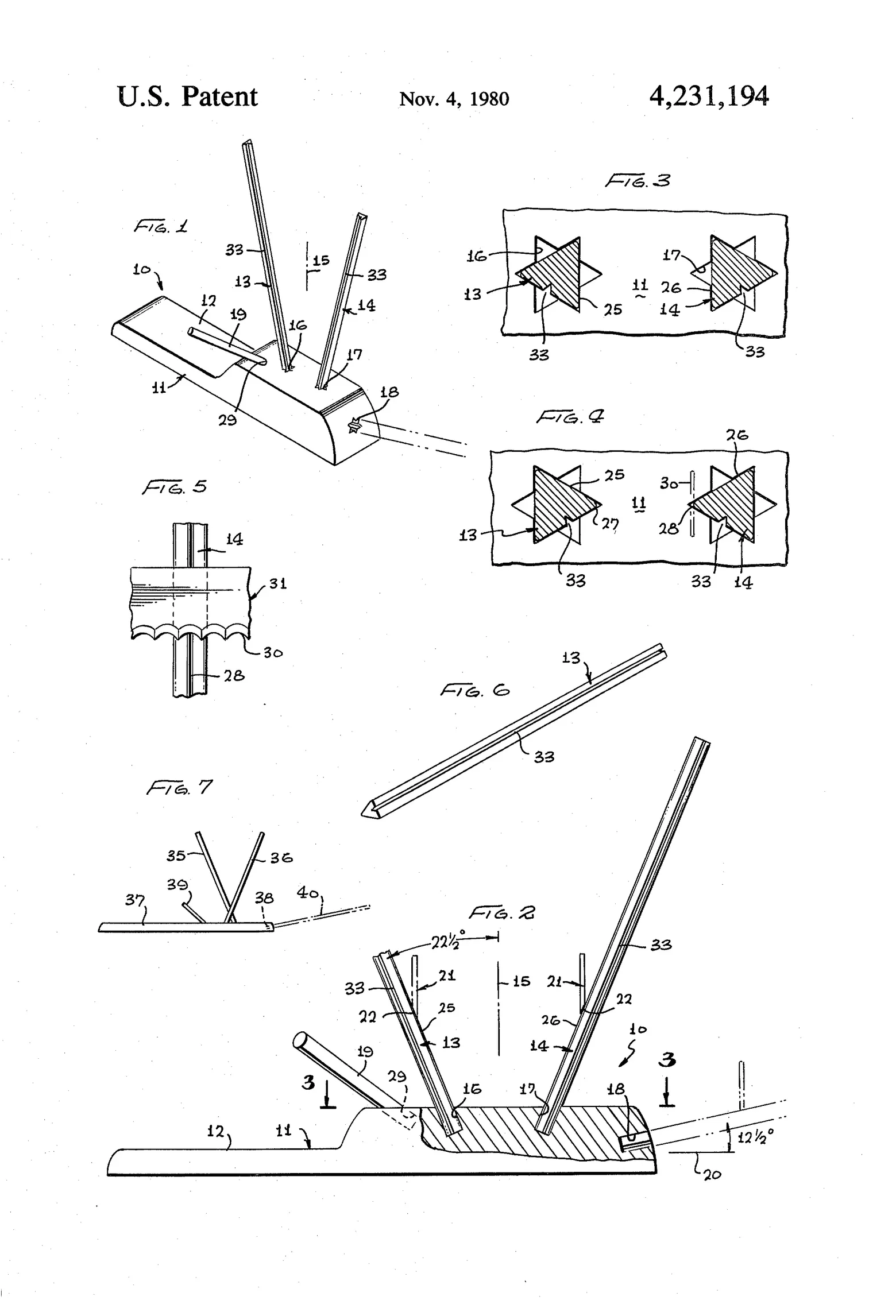 美國專利 4,231,194 的 Tri-Angle 磨刀器圖說，插槽角度標示為 22½° 與 12½°